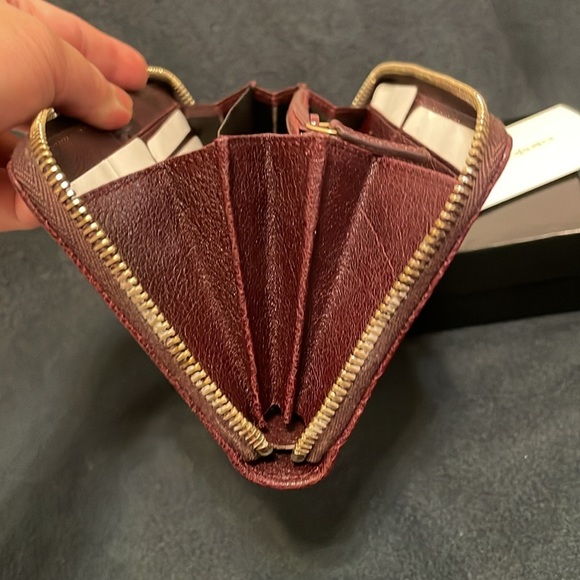 YSL Muse Deep Purple Leather Zippy Wallet EUC - Picture 9 of 13